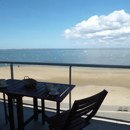 Arcachon: Studio rénové, terrasse avec vue, accès plage, parking sécurisé - FR-1-420-11 *
