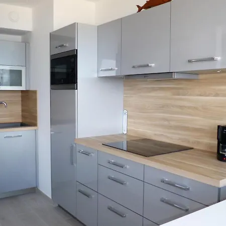 Arcachon: Studio rénové, terrasse avec vue, accès plage, parking sécurisé - FR-1-420-11 Appartement Arcachon